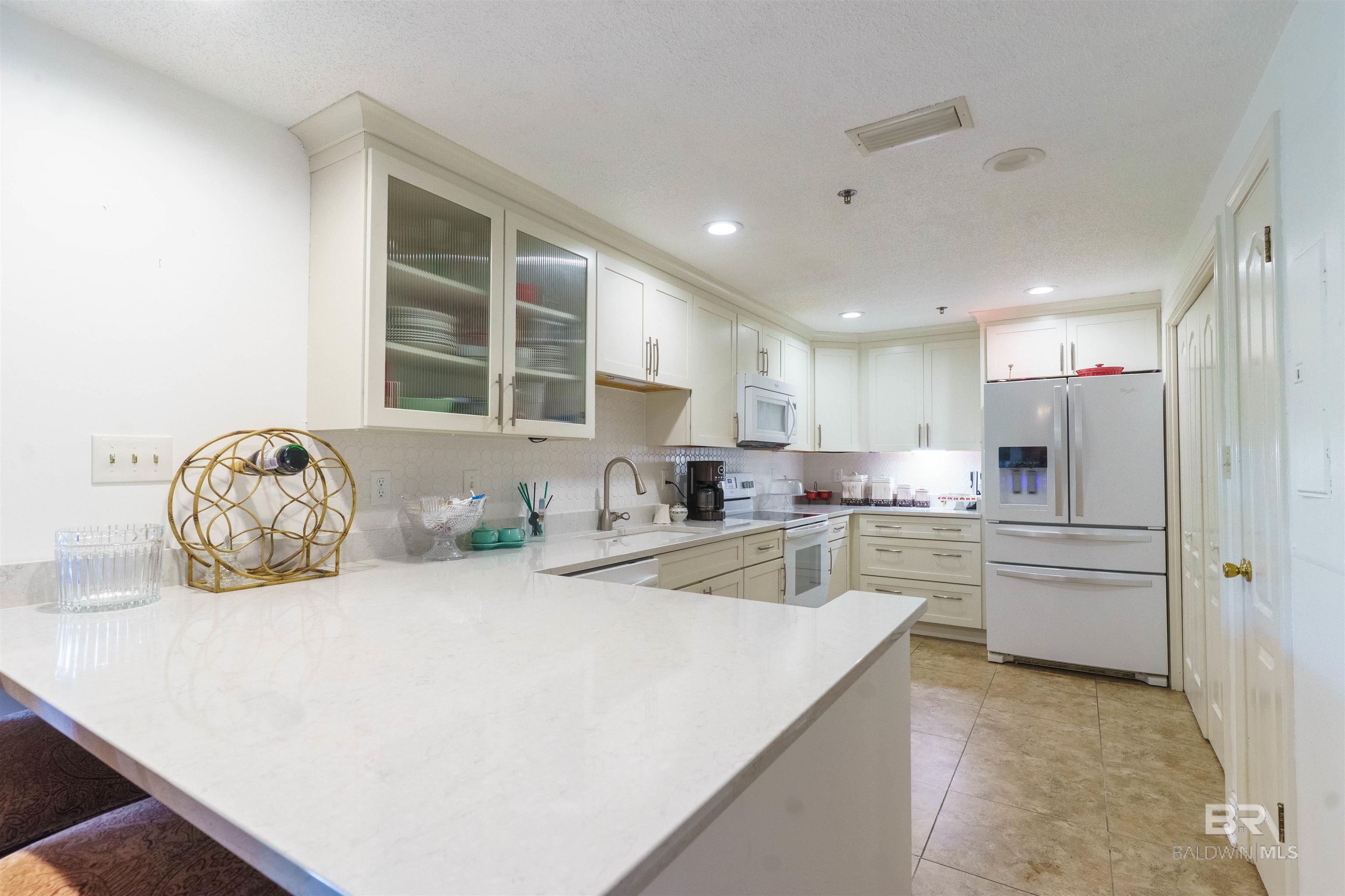 100 Tower Drive UNIT 203c, Daphne, AL, 36526