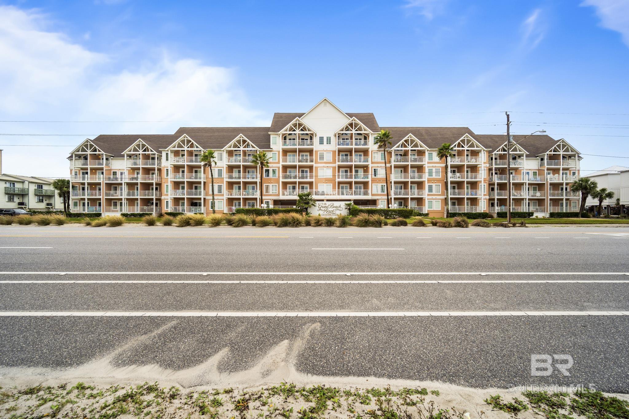 Gulf Shores Condos from $300,000 to $400,000