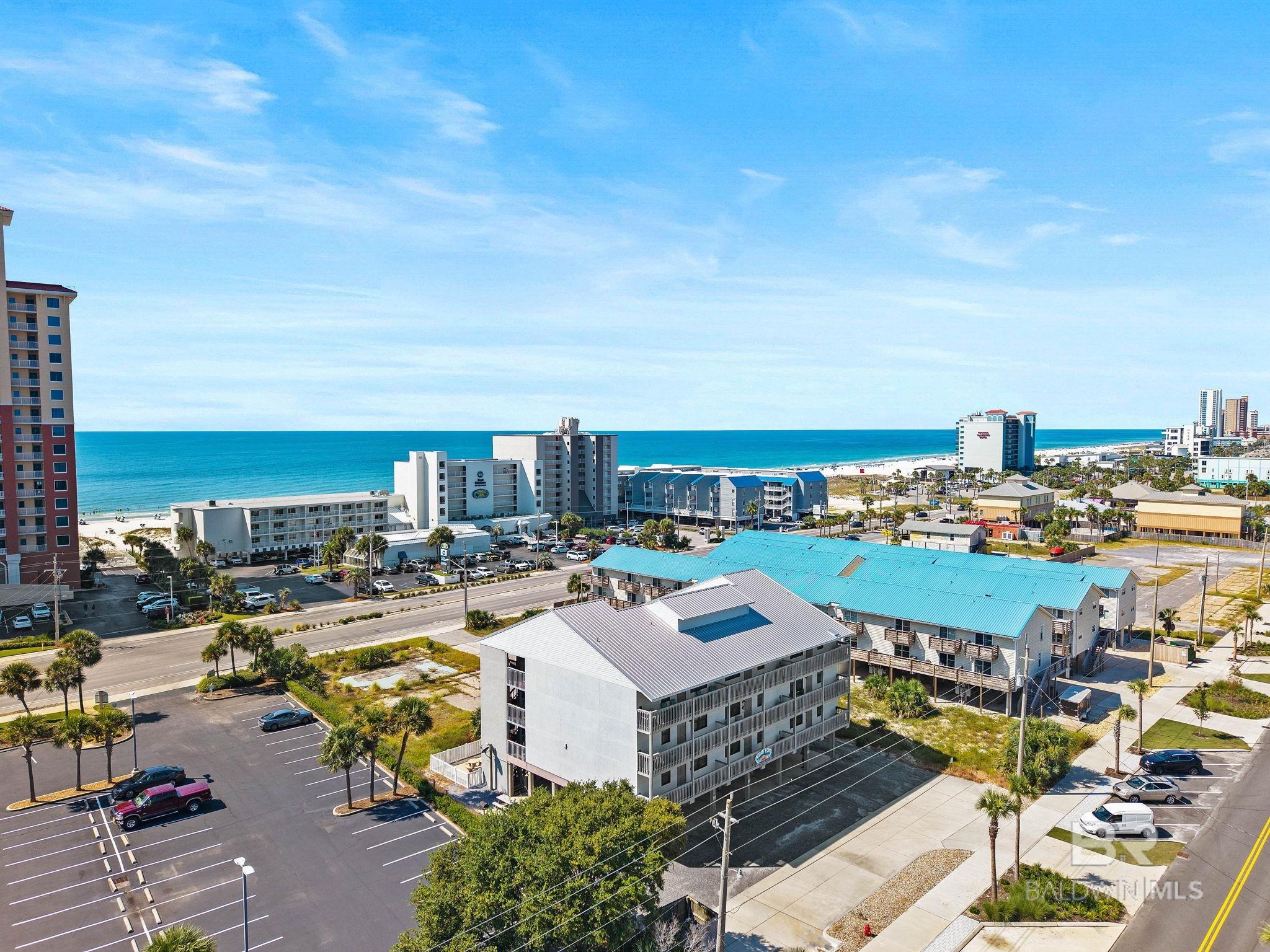 Gulf Shores Condos from $300,000 to $400,000