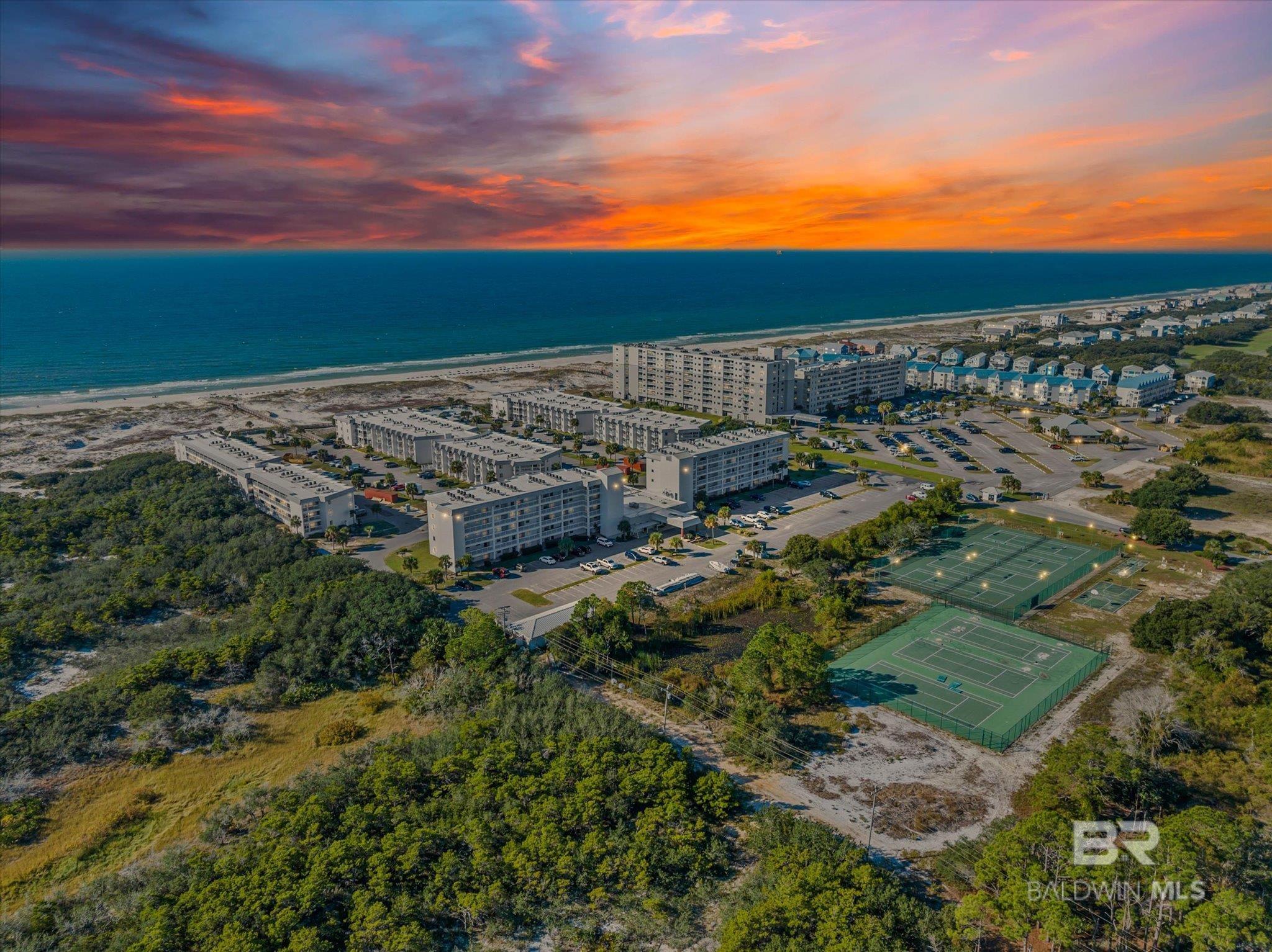 Gulf Shores Condos from $300,000 to $400,000