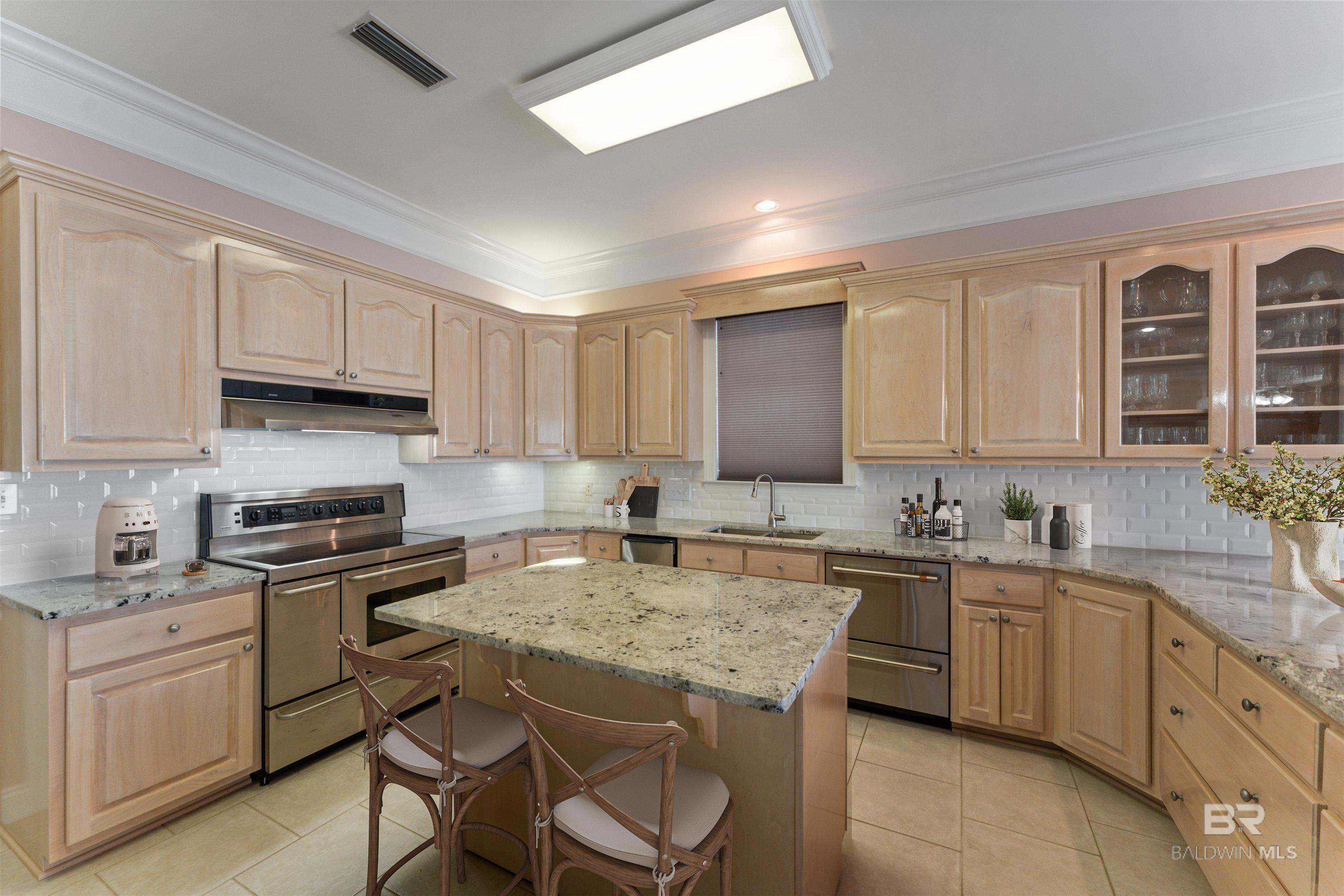 2186 W Beach Boulevard, Gulf Shores, AL, 36542