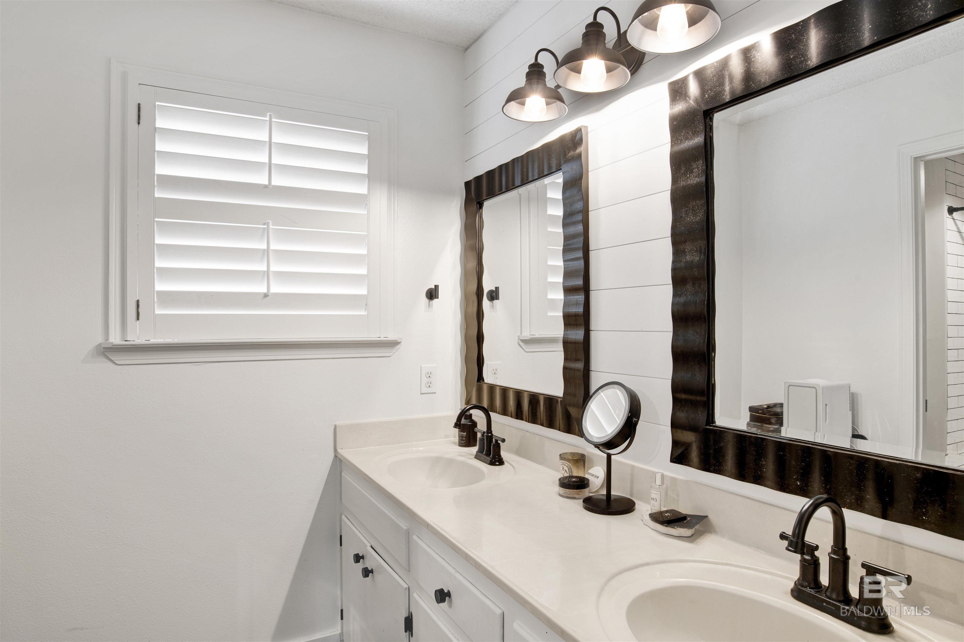 509 Wedgewood Drive, Gulf Shores, AL, 36542