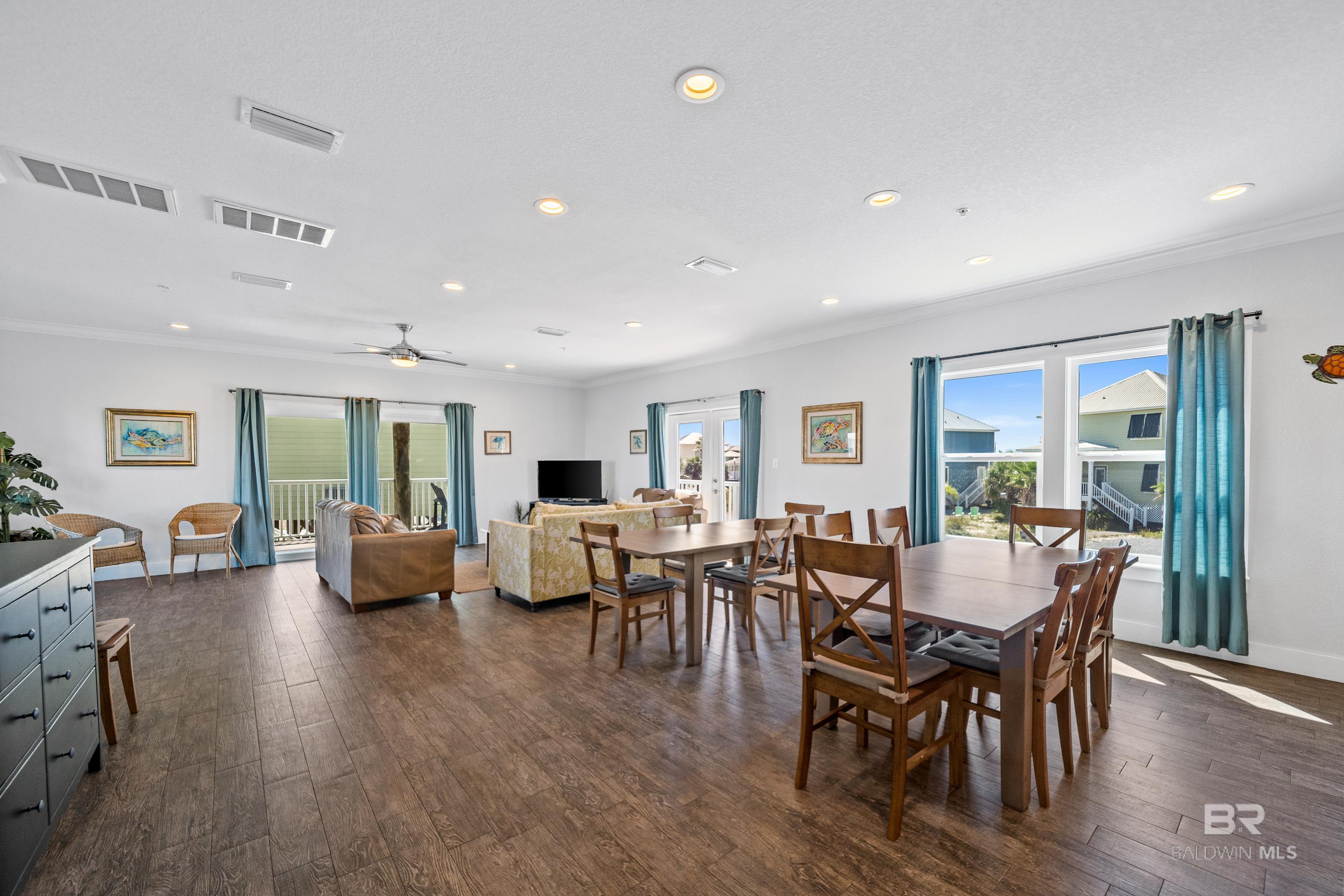 450 S Breakers Lane, Gulf Shores, AL, 36542