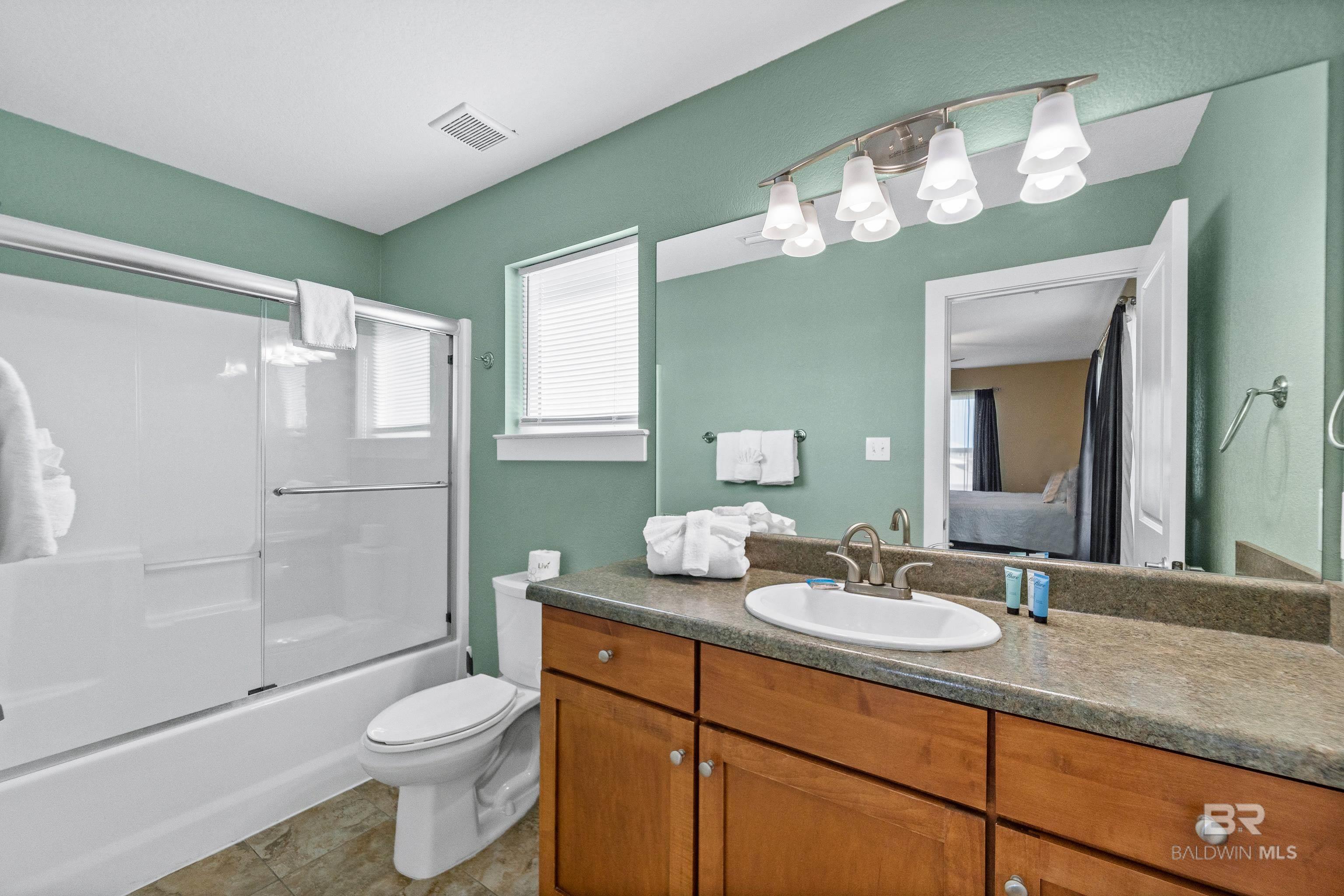 450 S Breakers Lane, Gulf Shores, AL, 36542