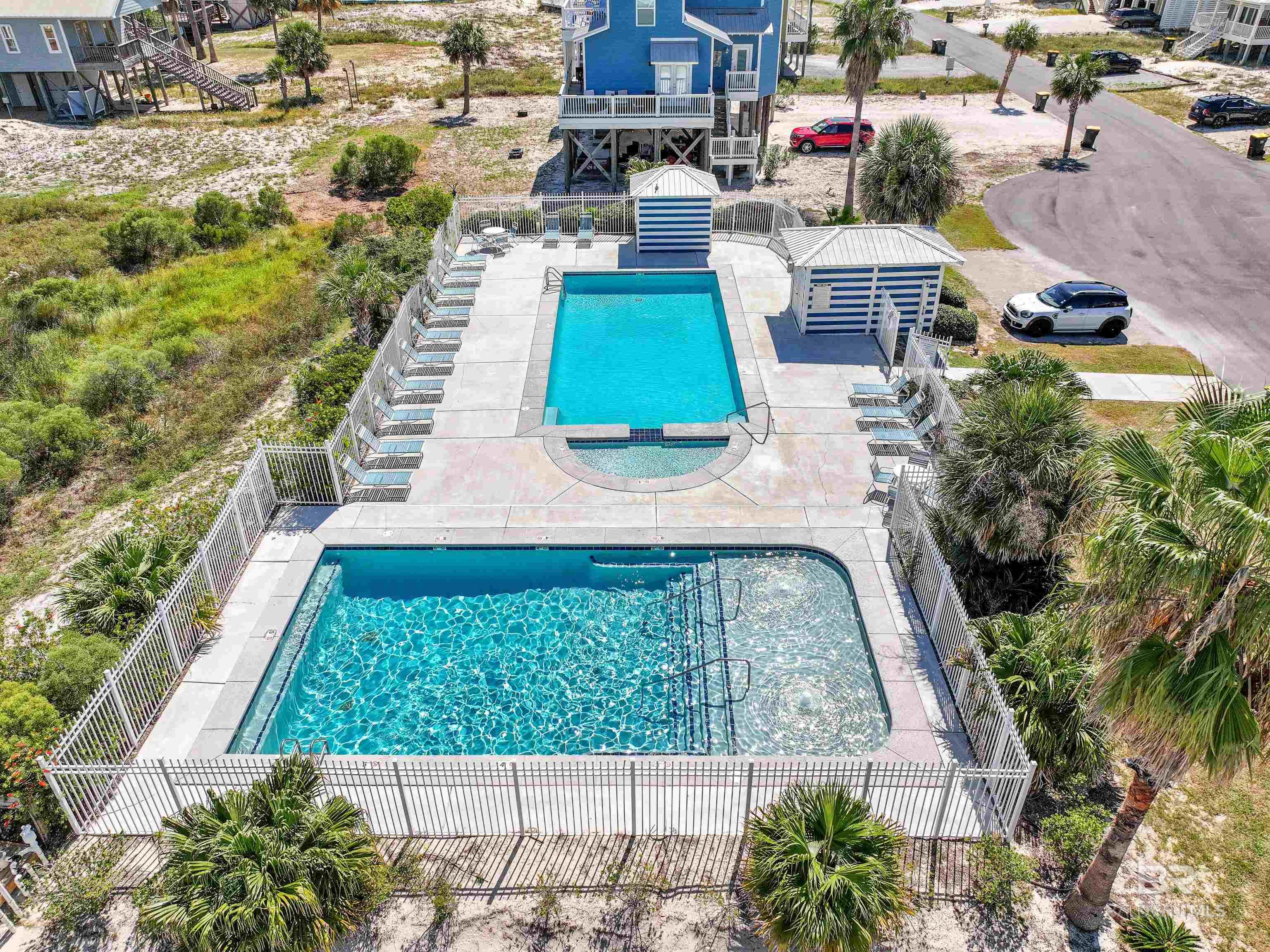 450 S Breakers Lane, Gulf Shores, AL, 36542