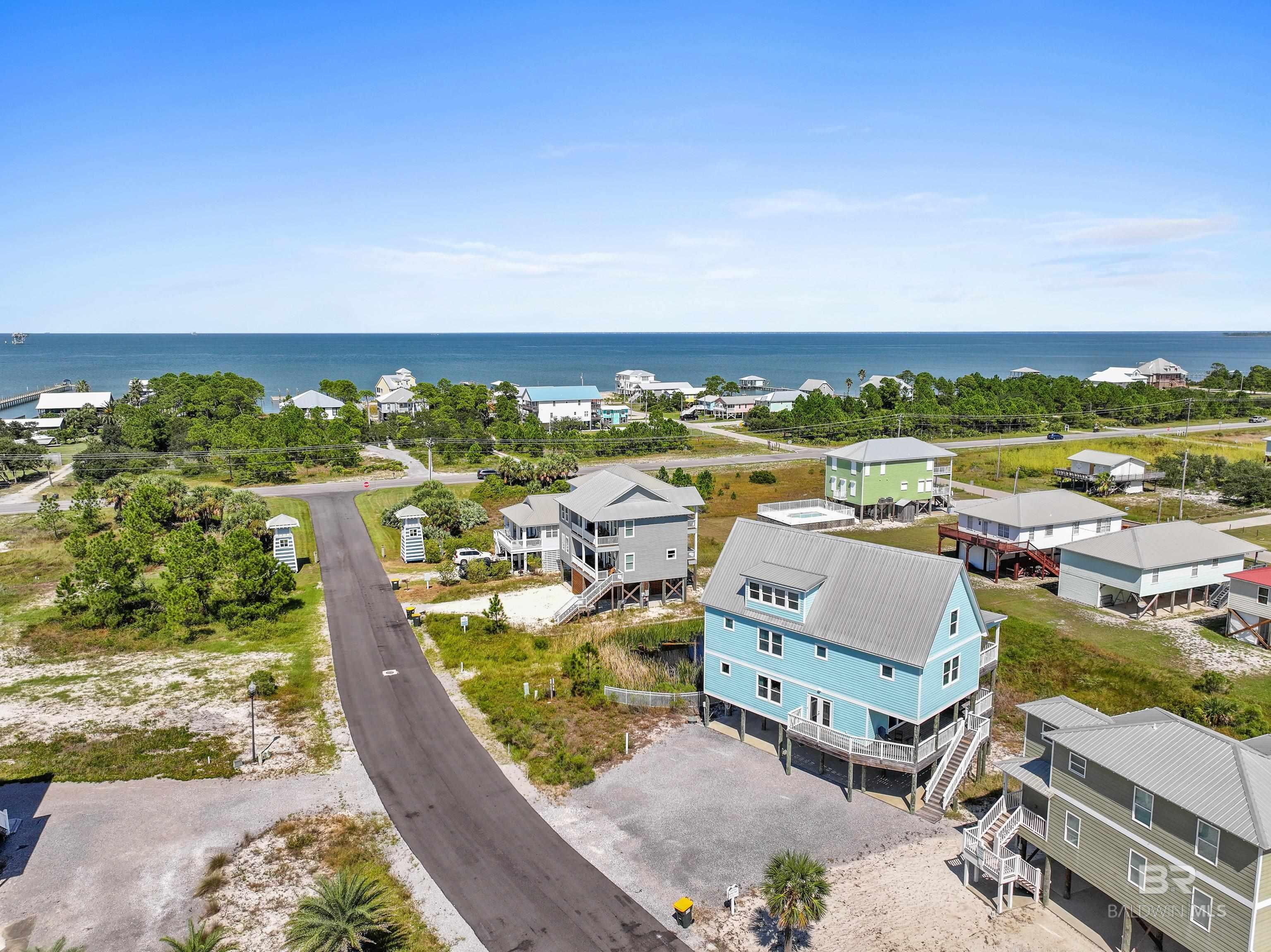 450 S Breakers Lane, Gulf Shores, AL, 36542