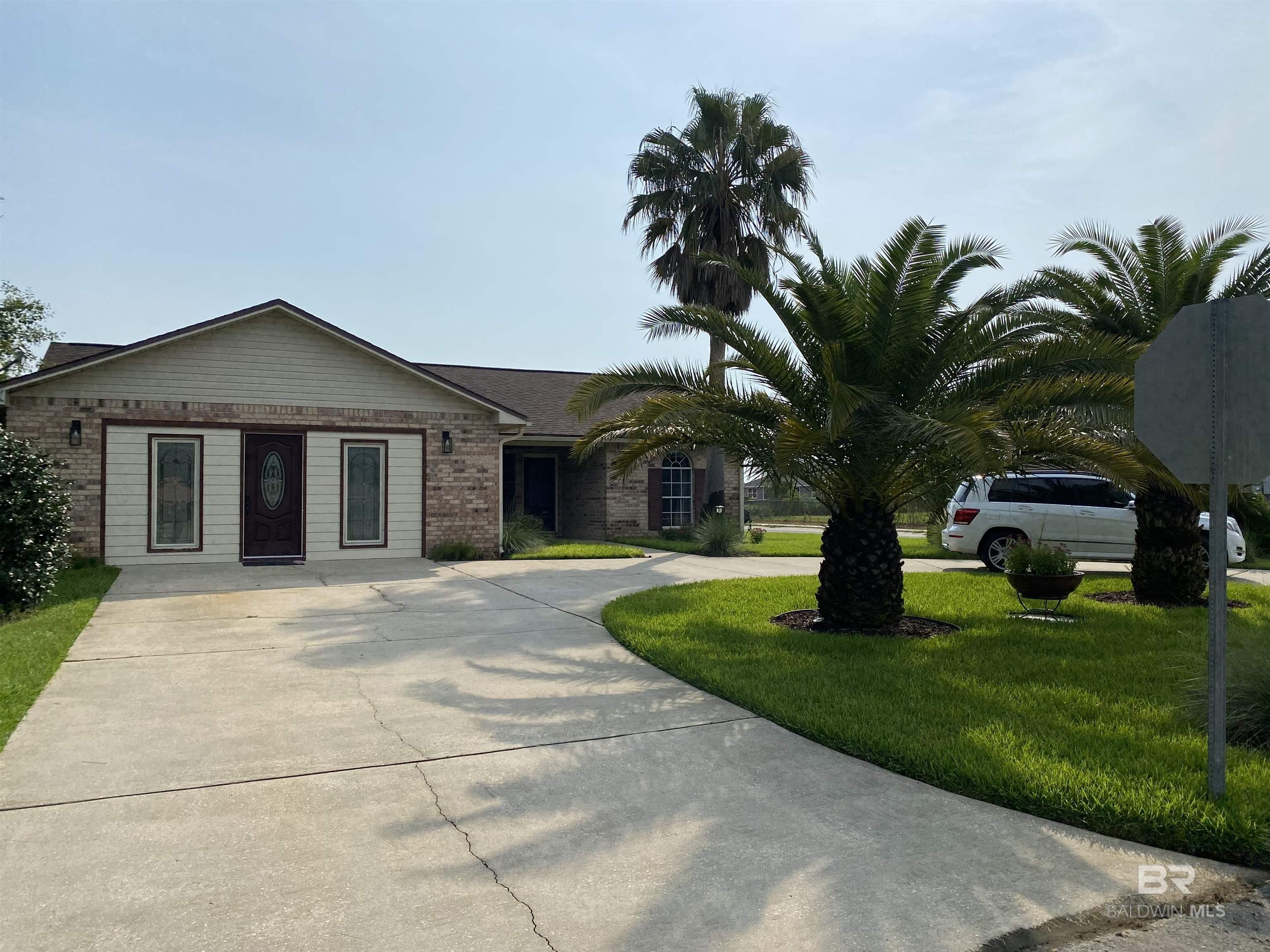 3244 Spanish Cove Dr N