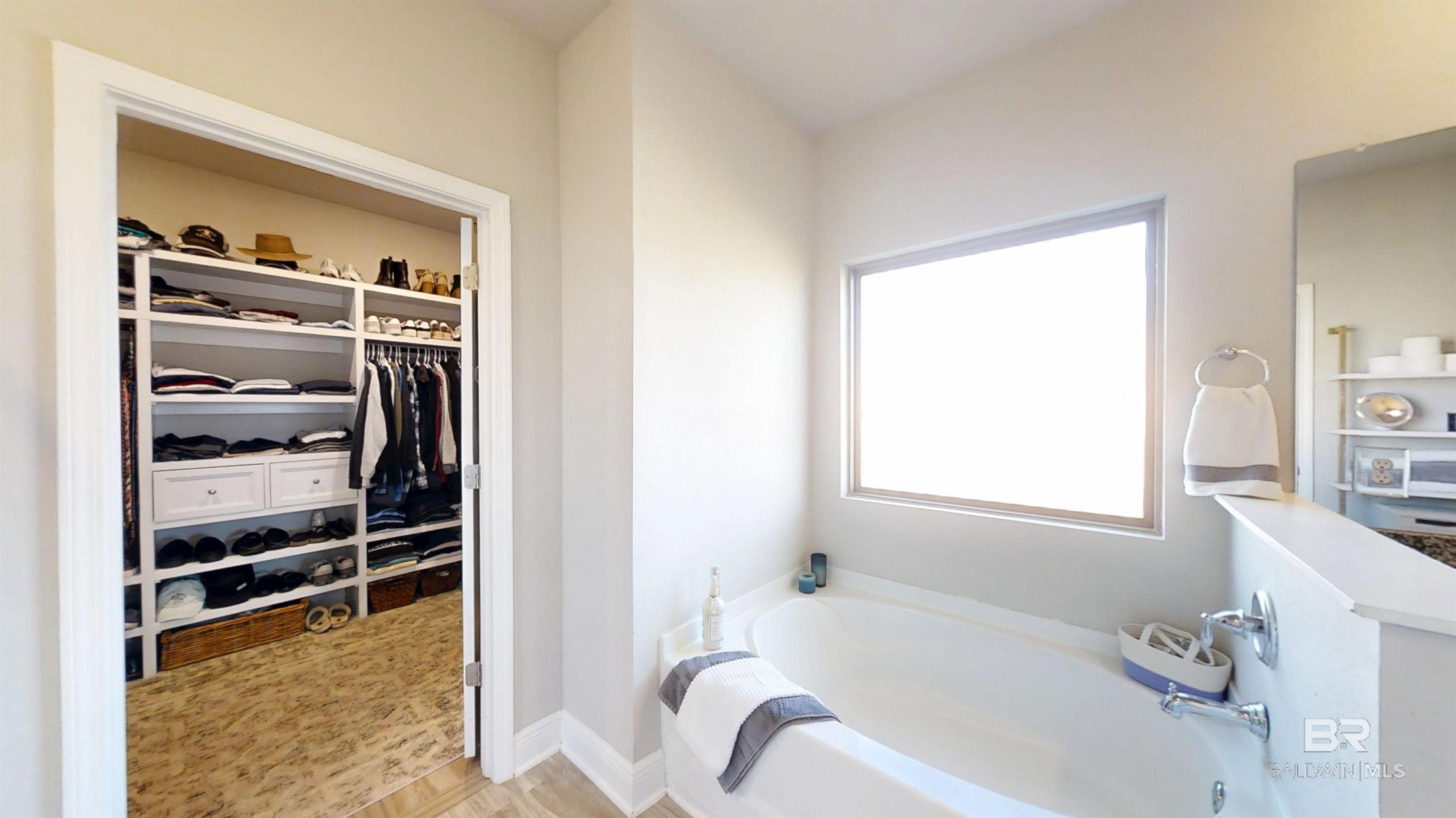 421 Apollo Avenue, Gulf Shores, AL, 36542