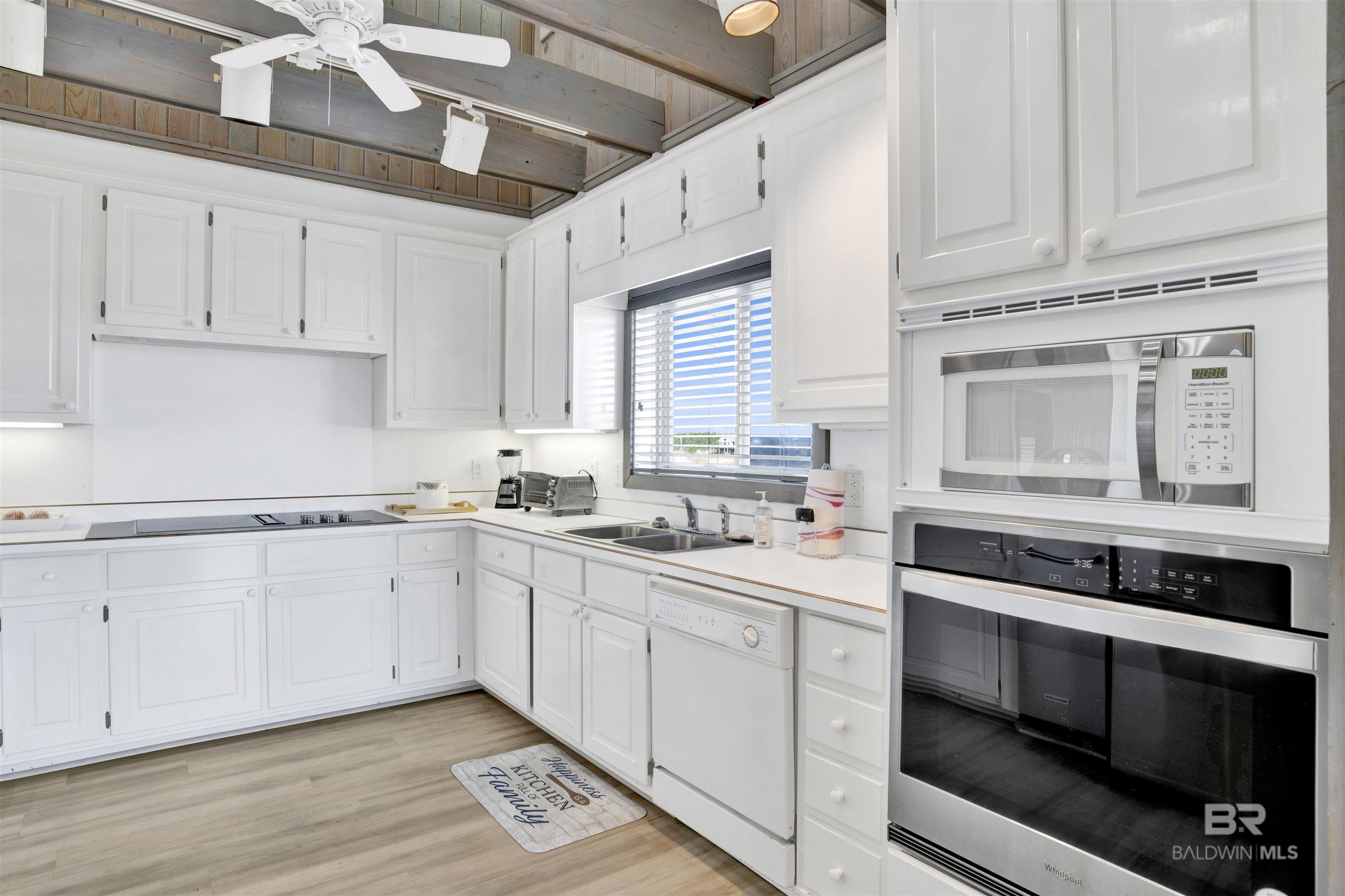 5894 Beach Boulevard, Gulf Shores, AL, 36542