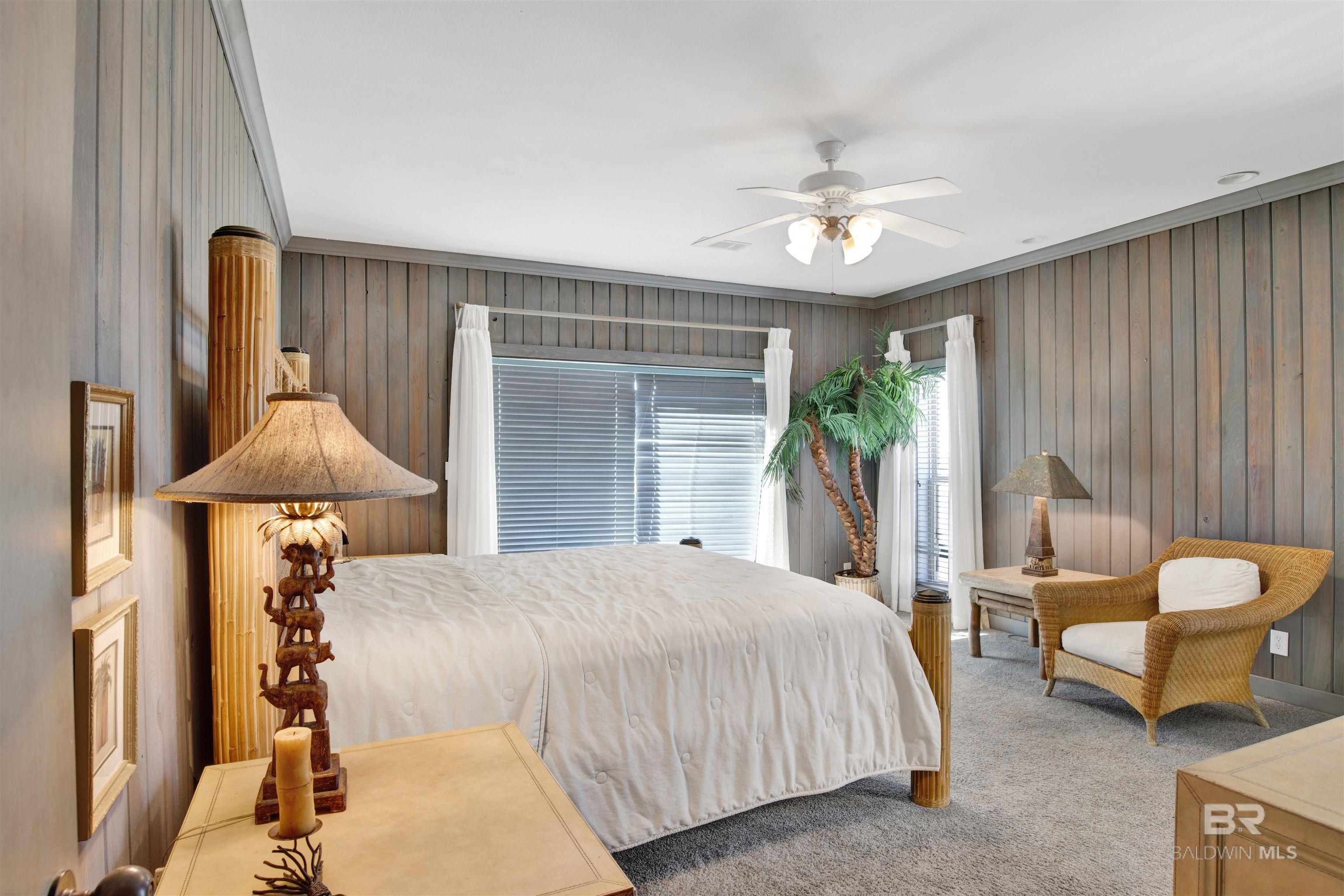 5894 Beach Boulevard, Gulf Shores, AL, 36542