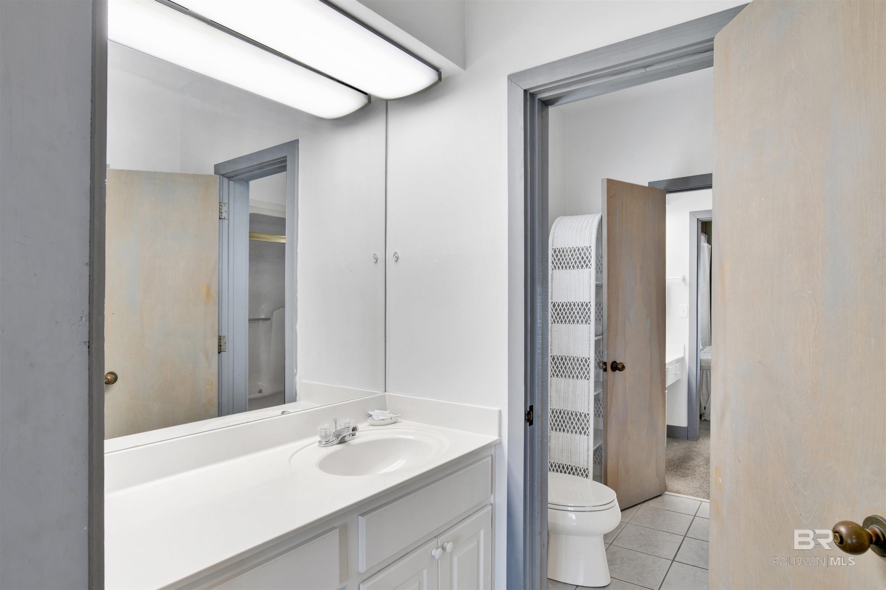 5894 Beach Boulevard, Gulf Shores, AL, 36542