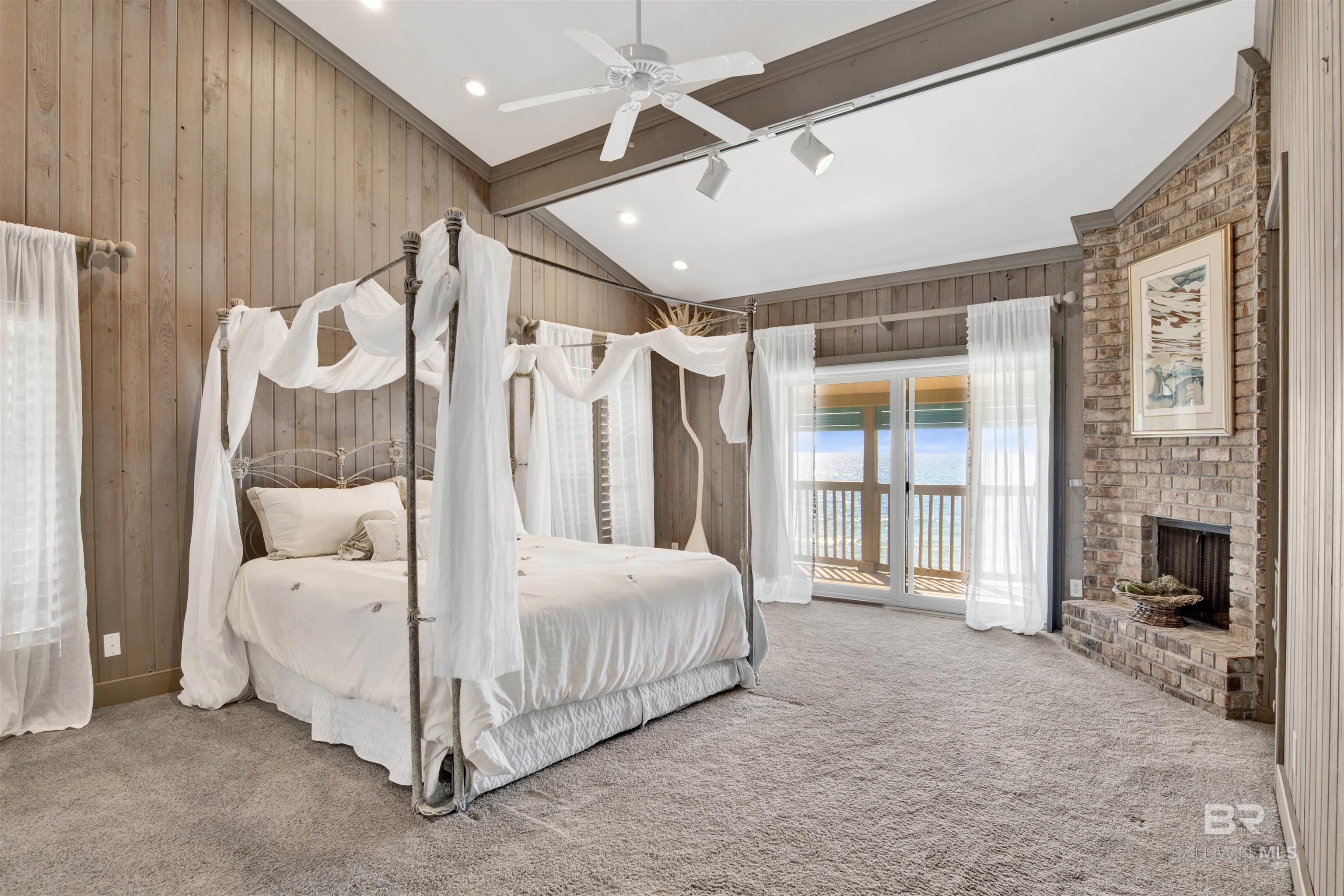 5894 Beach Boulevard, Gulf Shores, AL, 36542