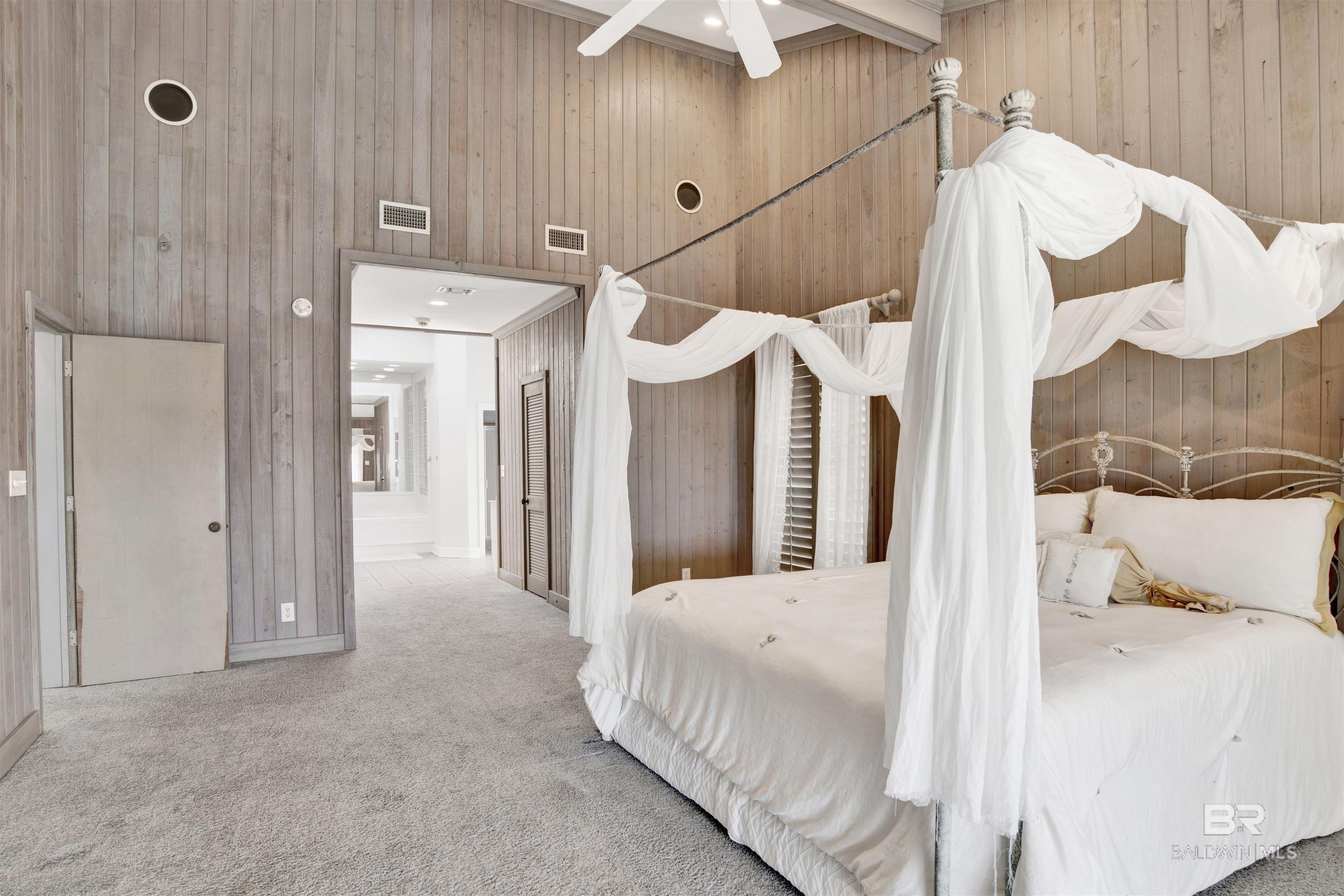 5894 Beach Boulevard, Gulf Shores, AL, 36542