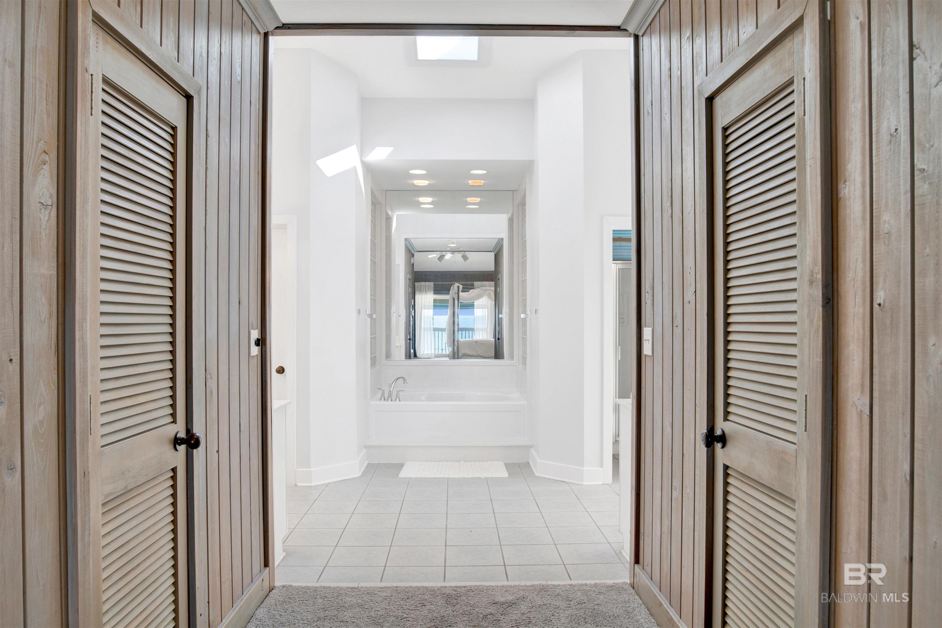 5894 Beach Boulevard, Gulf Shores, AL, 36542