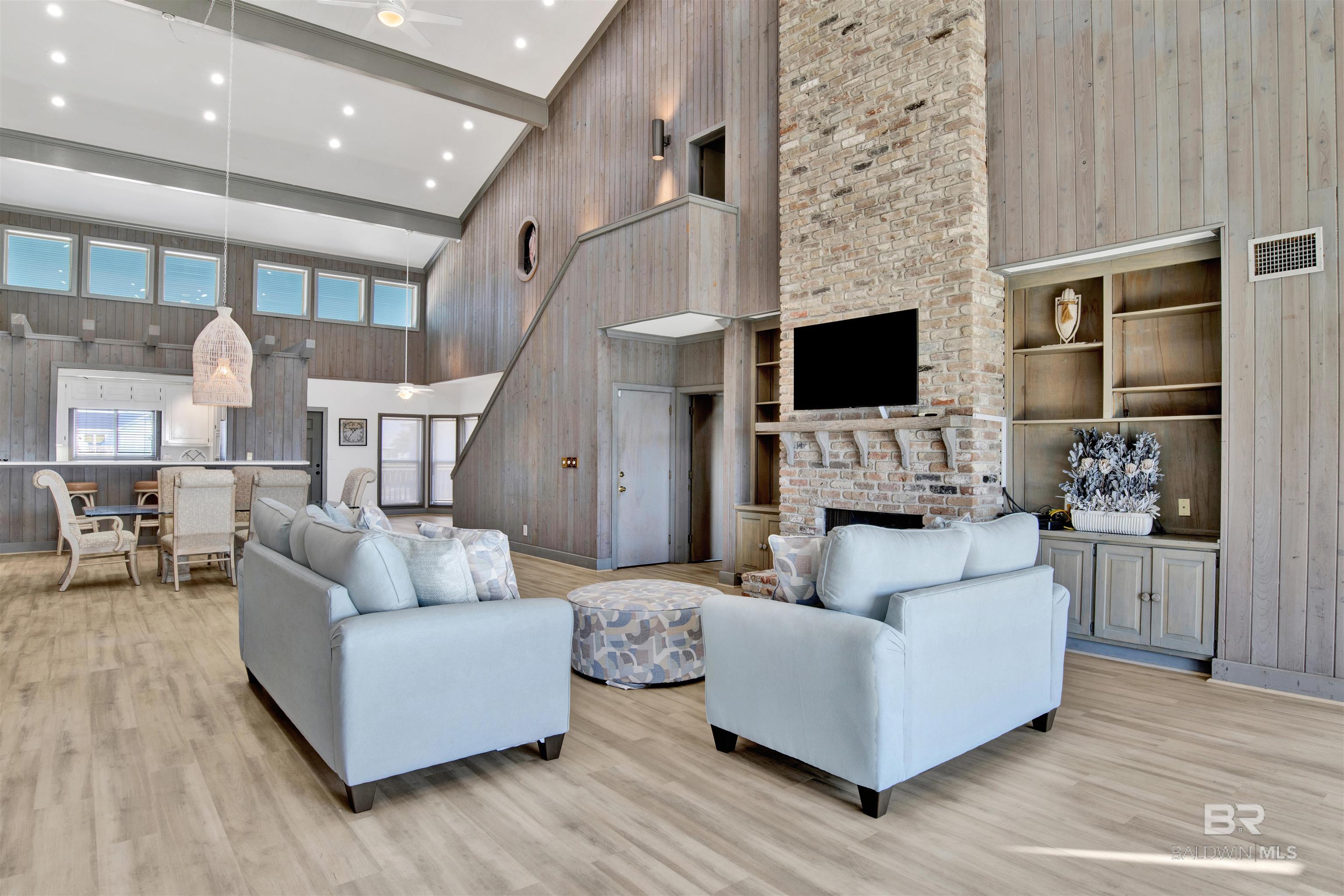 5894 Beach Boulevard, Gulf Shores, AL, 36542