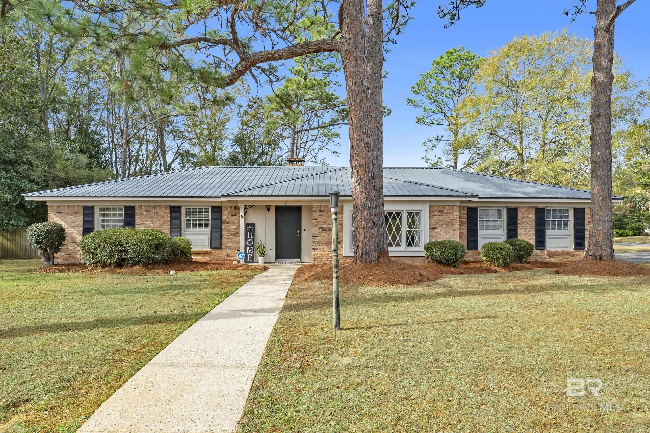 Daphne High School - Homes For Sale