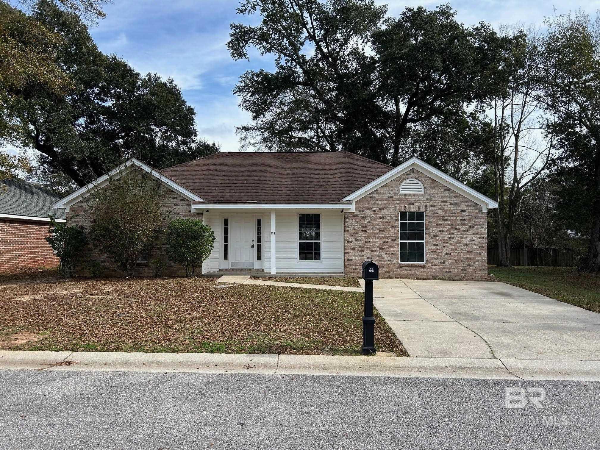 112 Cluster Oaks Court