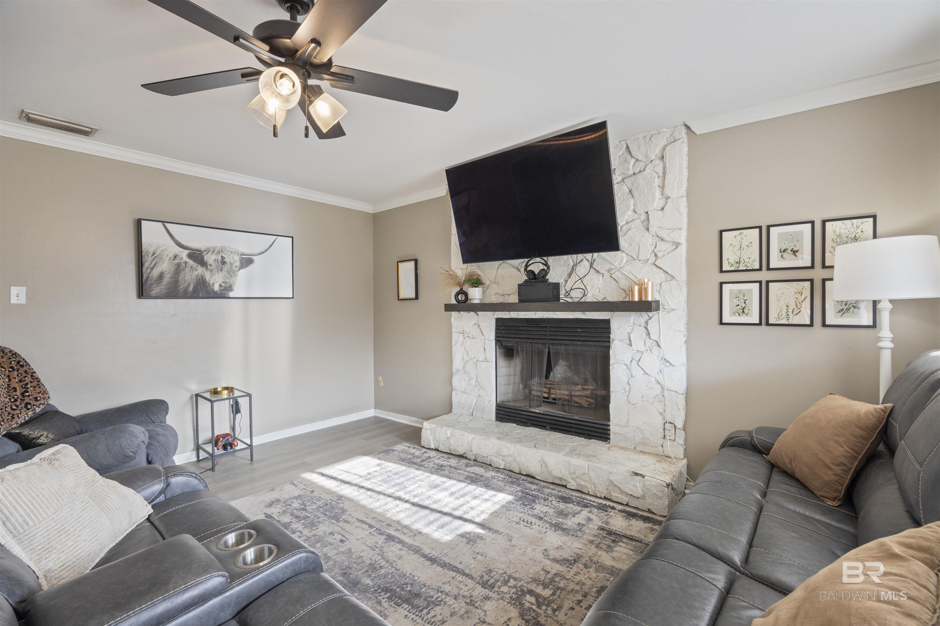 Homes for sale in Saraland, AL | 328 Villa Oaks Dr, Saraland, AL 36571 | MLS# 390183