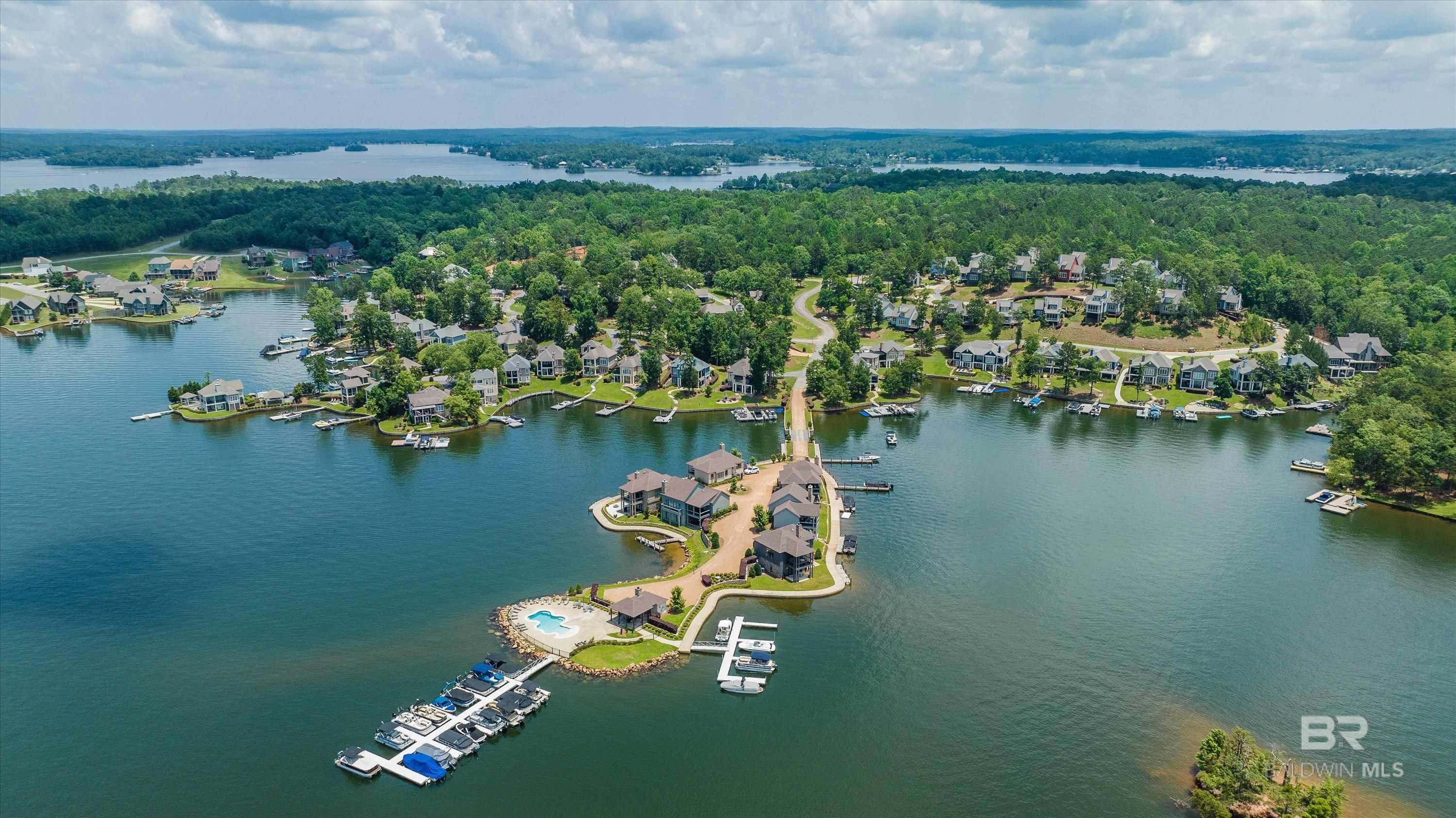 Homes for sale in Dadeville, AL | 168 Village Circle, Dadeville, AL 36853 | MLS# 390283