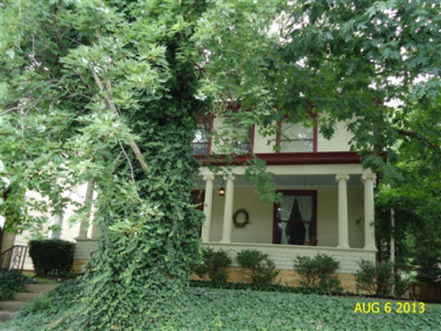 1215 Allen St, Owensboro, Kentucky 42303, 4 Bedrooms Bedrooms, ,2 BathroomsBathrooms,Single Family Residence,For Sale,Allen St,63030