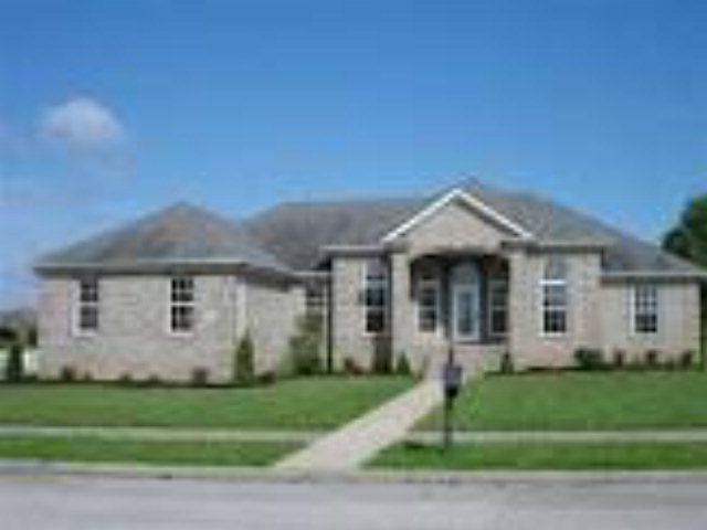 141 Cynthia Lynn, Bowling Green, Kentucky 42104, 4 Bedrooms Bedrooms, ,2 BathroomsBathrooms,Single Family Residence,For Sale,Cynthia Lynn,63341