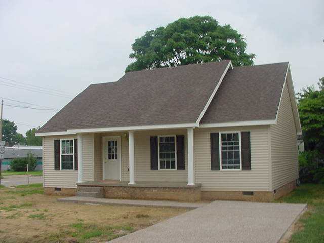 1101 E 6th St, Owensboro, Kentucky 42303, 3 Bedrooms Bedrooms, ,1 BathroomBathrooms,Single Family Residence,For Sale,E 6th St,64189