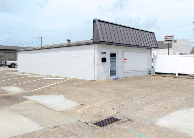 1710 Triplett St., Owensboro, Kentucky 42303, ,Retail,For Sale,Triplett St.,66963