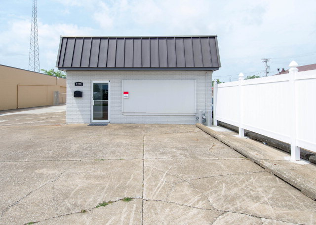 1710 Triplett St., Owensboro, Kentucky 42303, ,Retail,For Sale,Triplett St.,66963