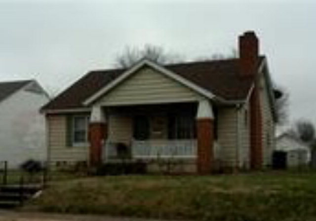 112 E 19th, Owensboro, Kentucky 42303, 3 Bedrooms Bedrooms, ,2 BathroomsBathrooms,Single Family Residence,For Sale,E 19th,69785
