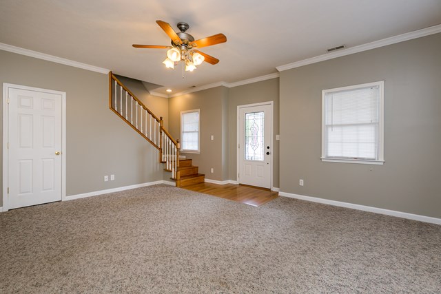 301 7th Street E, Owensboro, Kentucky 42303, 3 Bedrooms Bedrooms, ,2 BathroomsBathrooms,Single Family Residence,For Sale,7th Street E,69934