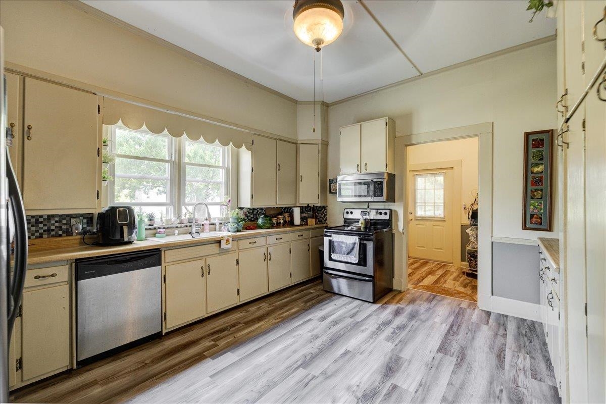 8057 Hwy 351, Henderson, Kentucky 42420, 5 Bedrooms Bedrooms, ,2 BathroomsBathrooms,Single Family Residence,For Sale,Hwy 351,7