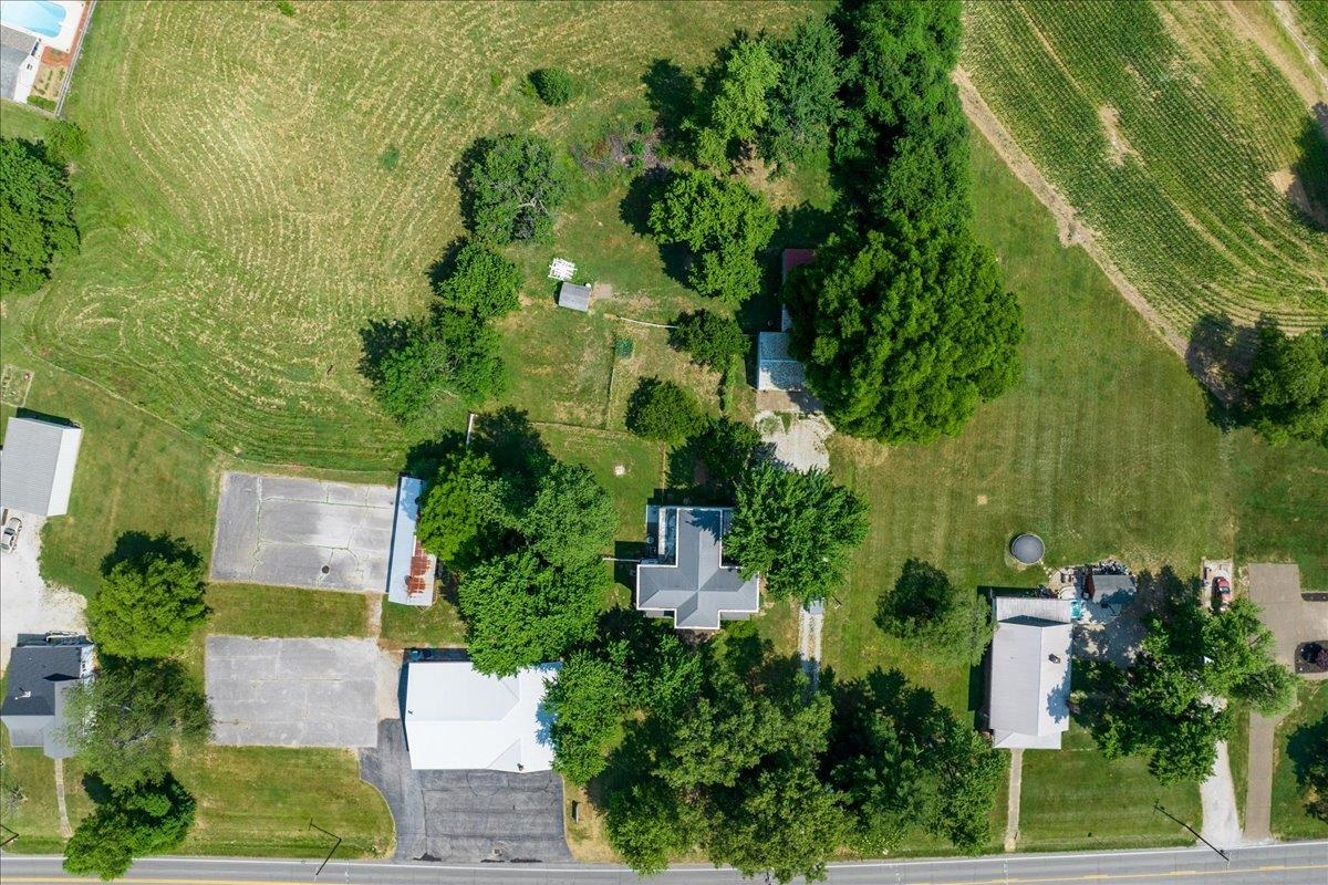 8057 Hwy 351, Henderson, Kentucky 42420, 5 Bedrooms Bedrooms, ,2 BathroomsBathrooms,Single Family Residence,For Sale,Hwy 351,7
