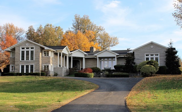 33 Stone Creek Park, Owensboro, Kentucky 42303, 5 Bedrooms Bedrooms, ,5 BathroomsBathrooms,Single Family Residence,For Sale,Stone Creek Park,70058