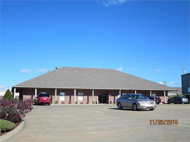 3104 & 3110 Fairview Dr, Owensboro, Kentucky 42303, ,Business,For Sale,3110 Fairview Dr,70574