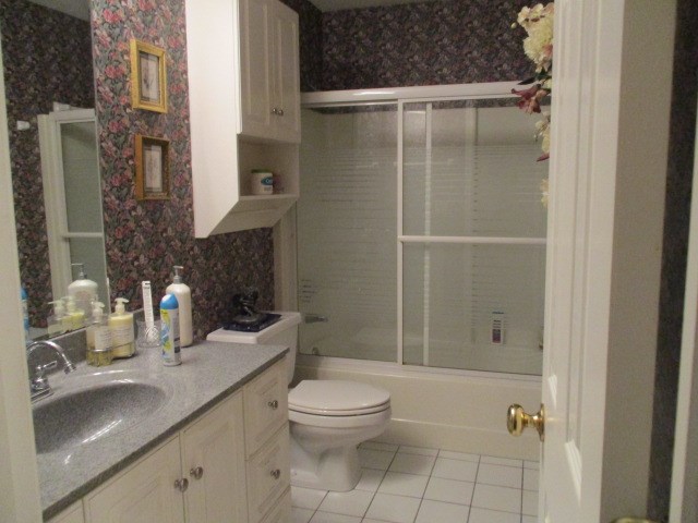 2326 Crescent Hill Court, Owensboro, Kentucky 42303, 4 Bedrooms Bedrooms, ,2 BathroomsBathrooms,Single Family Residence,For Sale,Crescent Hill Court,73595