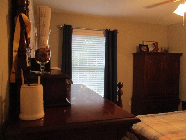 2326 Crescent Hill Court, Owensboro, Kentucky 42303, 4 Bedrooms Bedrooms, ,2 BathroomsBathrooms,Single Family Residence,For Sale,Crescent Hill Court,73595