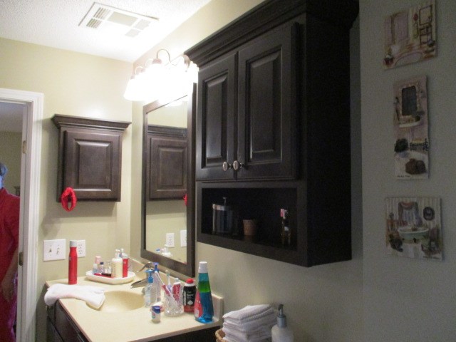 2326 Crescent Hill Court, Owensboro, Kentucky 42303, 4 Bedrooms Bedrooms, ,2 BathroomsBathrooms,Single Family Residence,For Sale,Crescent Hill Court,73595