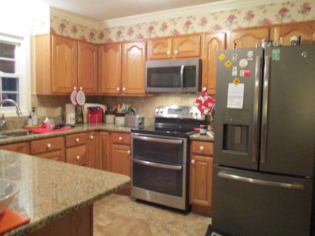 2326 Crescent Hill Court, Owensboro, Kentucky 42303, 4 Bedrooms Bedrooms, ,2 BathroomsBathrooms,Single Family Residence,For Sale,Crescent Hill Court,73595