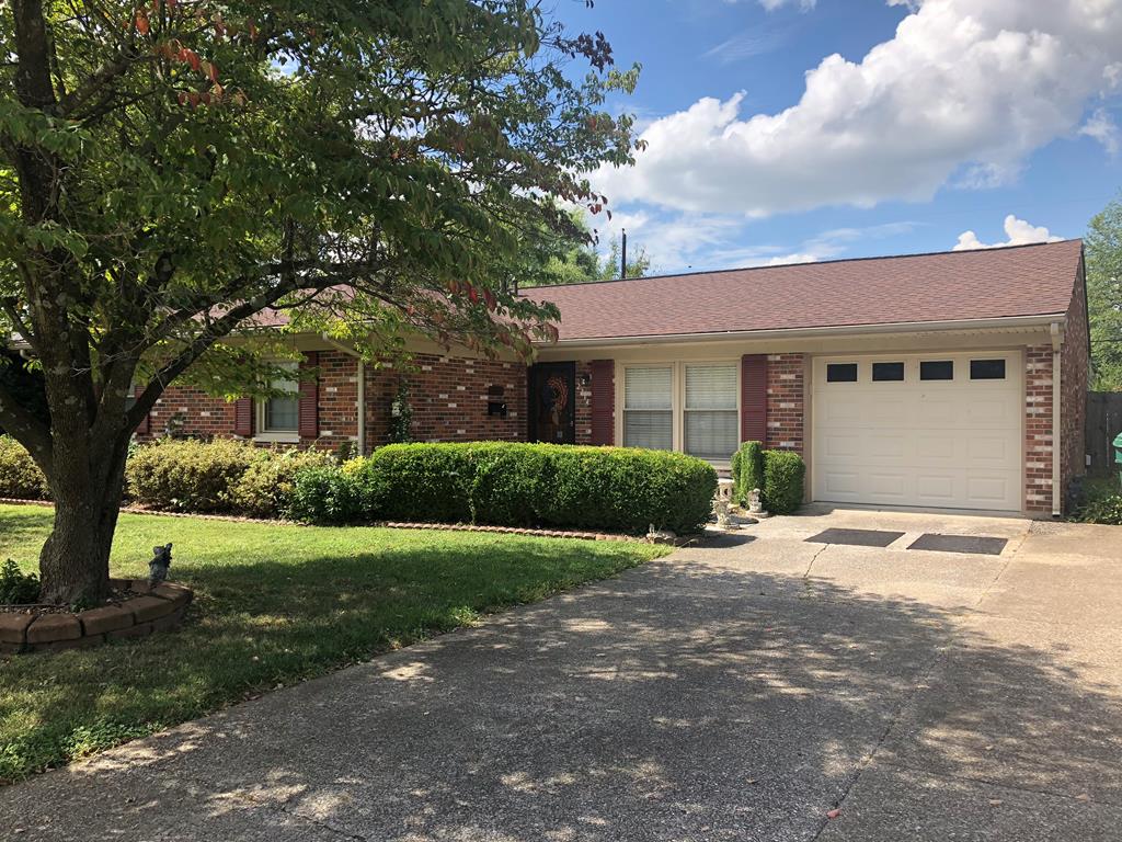 2214 Venetian Way, Owensboro, Kentucky 42301, 3 Bedrooms Bedrooms, ,2 BathroomsBathrooms,Single Family Residence,For Sale,Venetian Way,75040