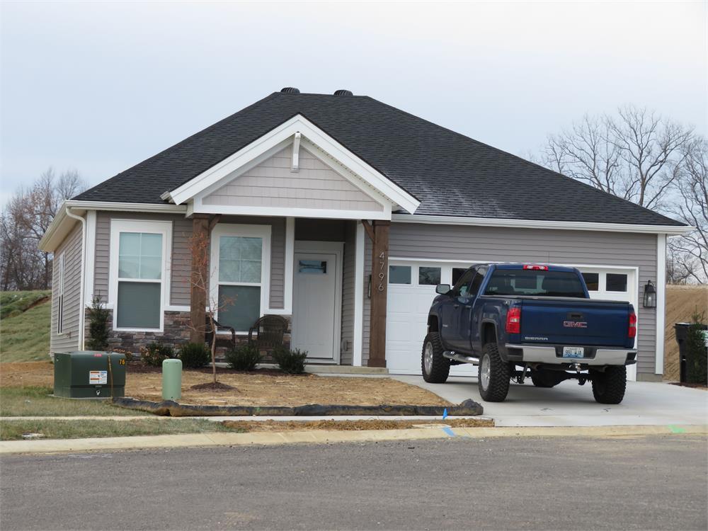 4796 Whistle Rock, Owensboro, Kentucky 42301, 3 Bedrooms Bedrooms, ,2 BathroomsBathrooms,Single Family Residence,For Sale,Whistle Rock,75239