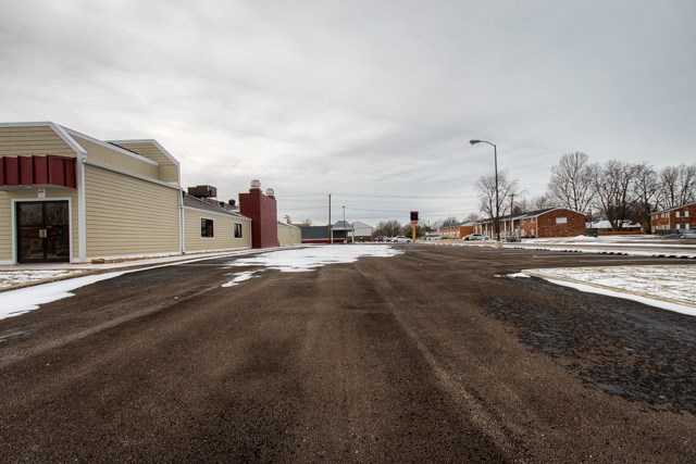 630 Emory Drive, Owensboro, Kentucky 42301, ,Retail,For Sale,Emory Drive,75572