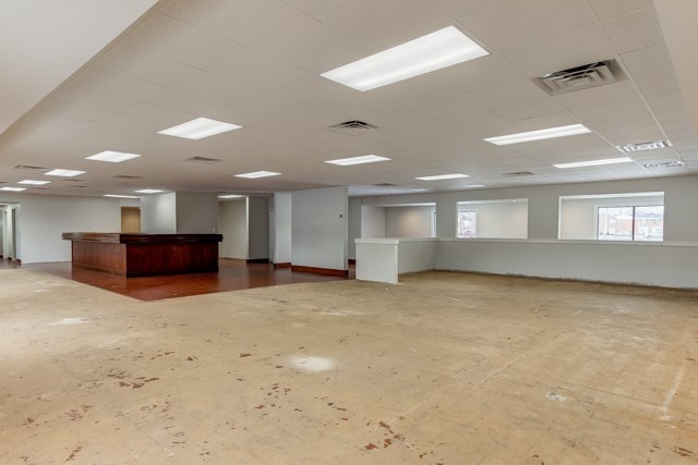 630 Emory Drive, Owensboro, Kentucky 42301, ,Retail,For Sale,Emory Drive,75572