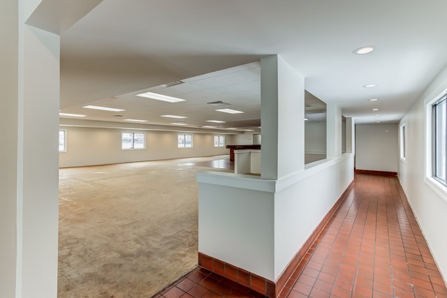 630 Emory Drive, Owensboro, Kentucky 42301, ,Retail,For Sale,Emory Drive,75572