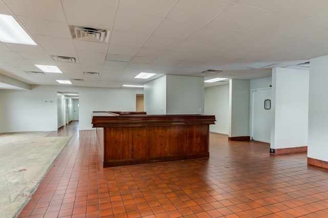 630 Emory Drive, Owensboro, Kentucky 42301, ,Retail,For Sale,Emory Drive,75572