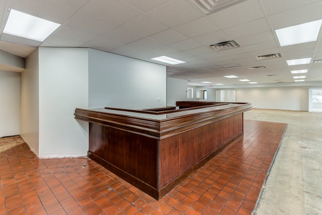 630 Emory Drive, Owensboro, Kentucky 42301, ,Retail,For Sale,Emory Drive,75572