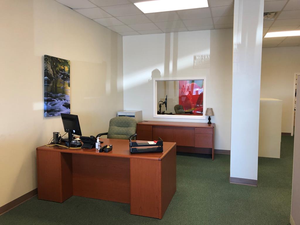 3245 Mount Moriah Avenue Unit 8, Owensboro, Kentucky 42303, ,Retail,For Sale,Mount Moriah Avenue Unit 8,76069