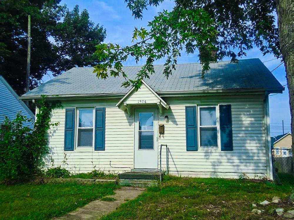 1516 Pearl Street, Owensboro, Kentucky 42303, 2 Bedrooms Bedrooms, ,1 BathroomBathrooms,Single Family Residence,For Sale,Pearl Street,76424