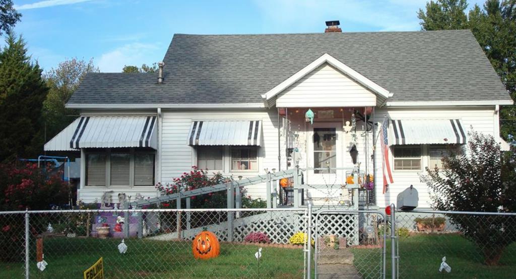 3414 Daviess Street, Owensboro, Kentucky 42301, 3 Bedrooms Bedrooms, ,1 BathroomBathrooms,Single Family Residence,For Sale,Daviess Street,77247