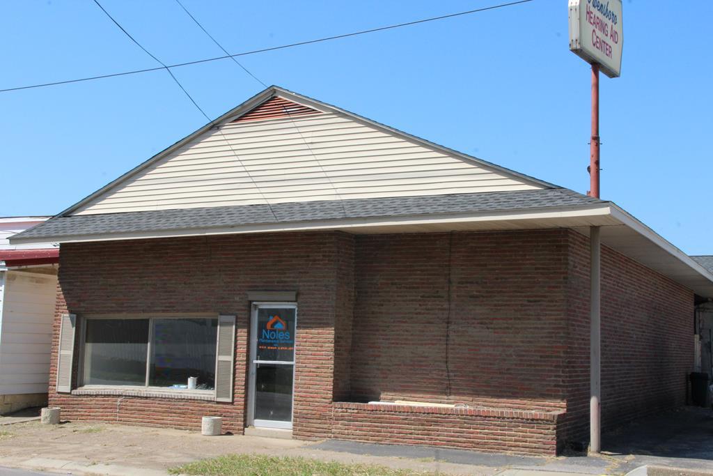 411 E 18th Street, Owensboro, Kentucky 43203, ,Retail,For Sale,E 18th Street,77373