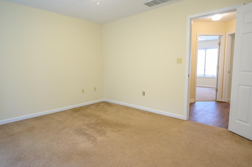 3500 Deer Trail, Owensboro, Kentucky 42301, 3 Bedrooms Bedrooms, ,2 BathroomsBathrooms,Single Family Residence,For Sale,Deer Trail,77583